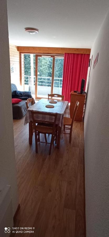 Studio Chamrousse 1700 Pour 4 Personnes - Au Calme - Avec Wifi المظهر الخارجي الصورة