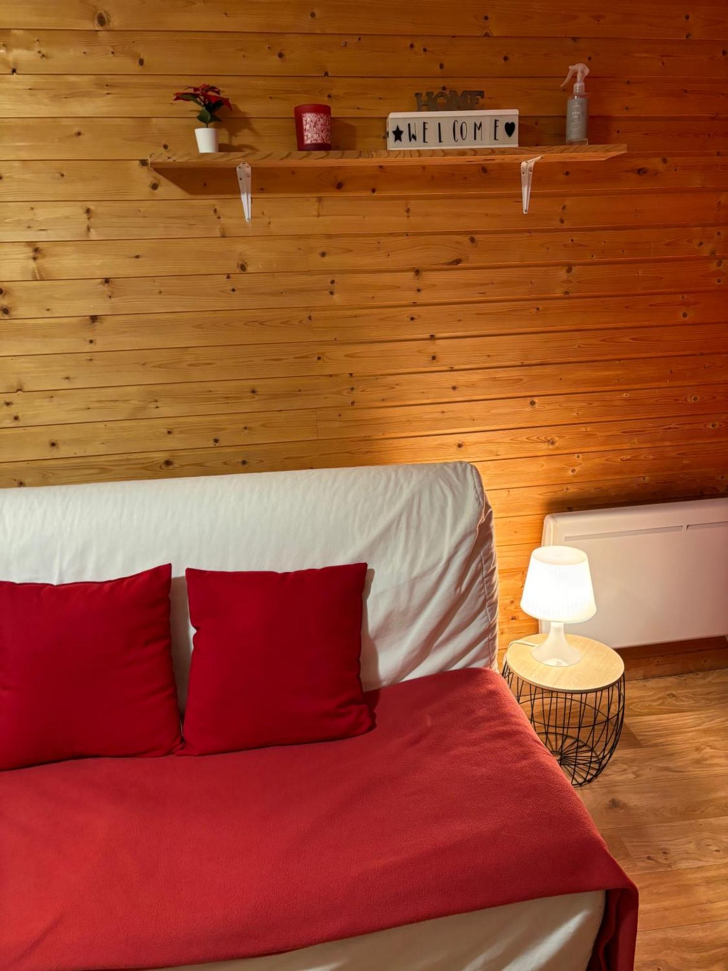Studio Chamrousse 1700 Pour 4 Personnes - Au Calme - Avec Wifi المظهر الخارجي الصورة